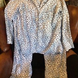 Victoria’s Secret Flannel Animal Print Pajama Set M Tall